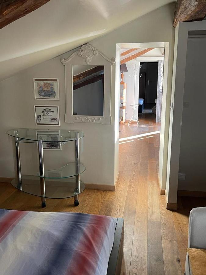 Le Finestre Sulla Mole Apartman Torino Kültér fotó