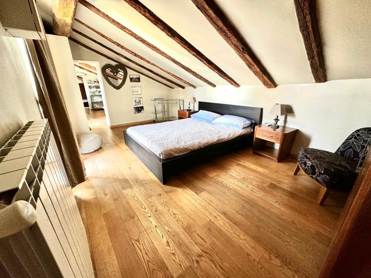 Le Finestre Sulla Mole Apartman Torino Kültér fotó