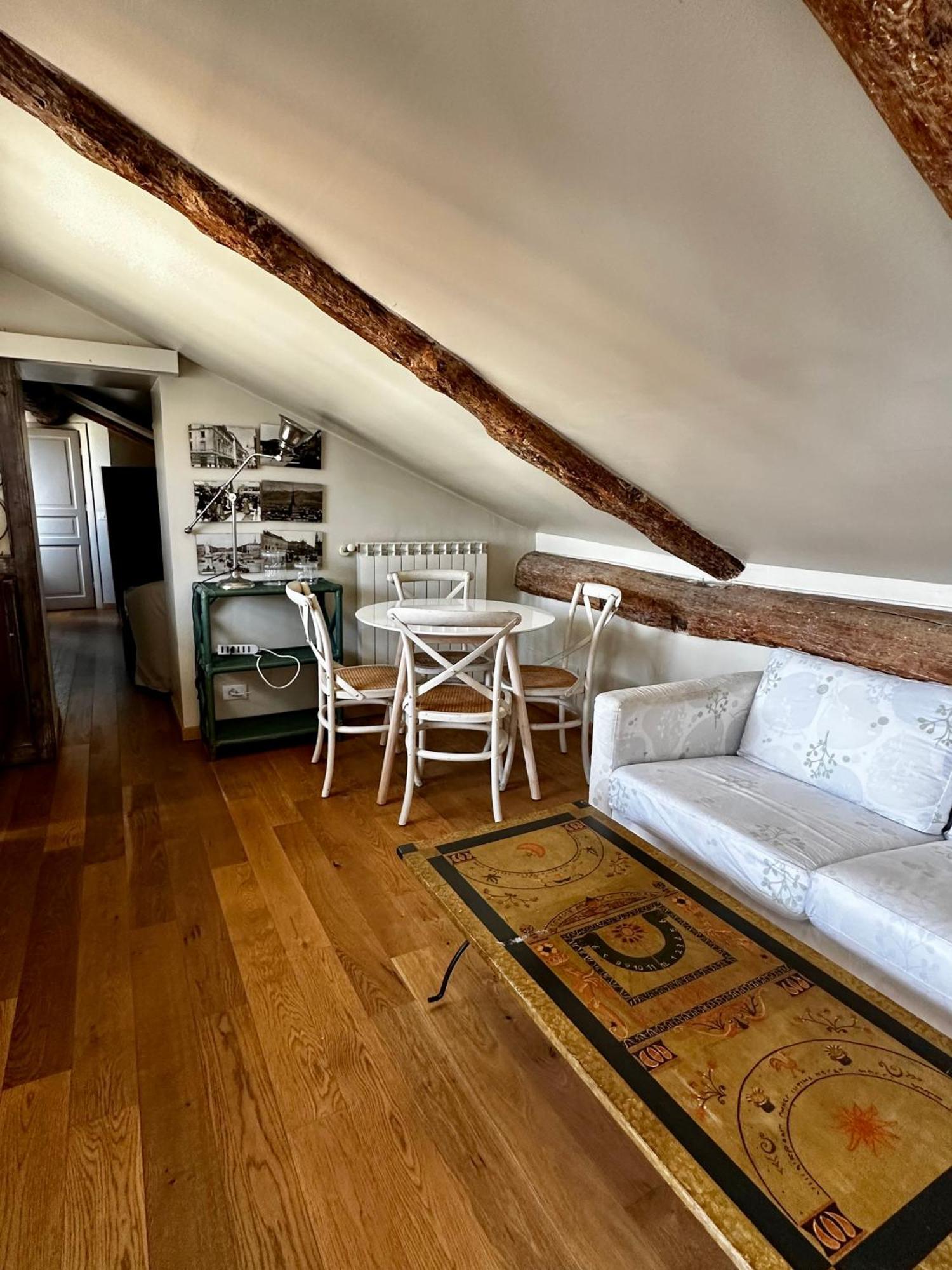 Le Finestre Sulla Mole Apartman Torino Kültér fotó